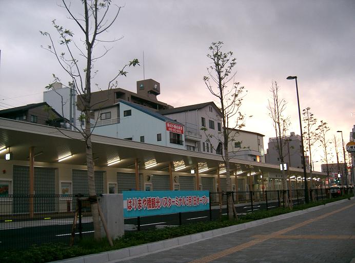 高知市 はりまや橋観光バスターミナル 利用状況 高知の電車とまちを愛する会 ニュース