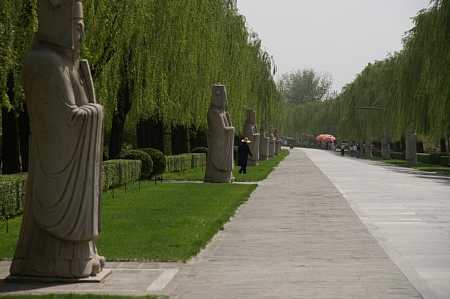 北京：明の十三陵（神道）：2008.4.30_c0056300_1149528.jpg