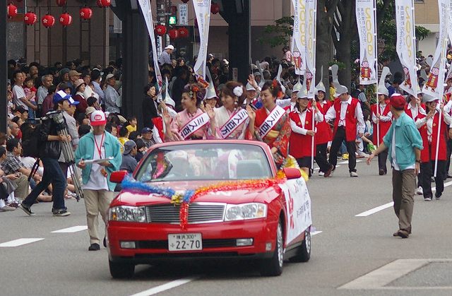 金沢の初夏を彩る百万石まつり　（１）パレード_d0043136_2192192.jpg