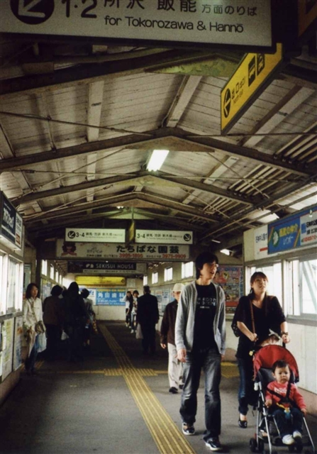 梅雨の晴れ間の踏切で・・・_c0082066_1312097.jpg