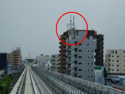 都電(路面電車の日)と日暮里・舎人ライナー_f0030574_1202518.jpg
