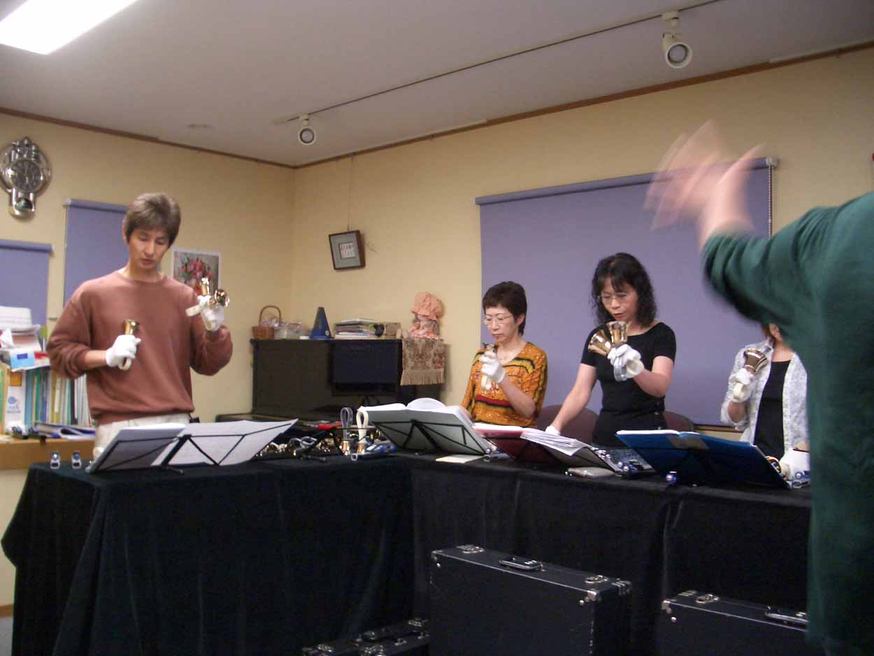 MAUハンドベルリンガーズ_f0141310_23305015.jpg