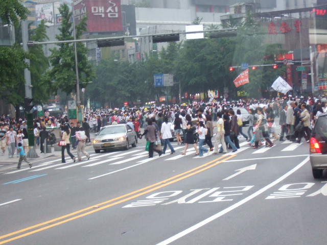 韓国旅行ー1(牛肉輸入反対デモ)_b0137932_210255.jpg