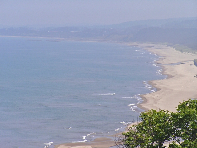 今日の日本海と港に・・・最後は久々の子吉川_f0121379_1915198.jpg