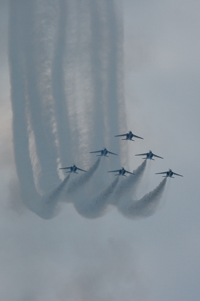 航空祭　ブルーインパルス　３_f0106319_166844.jpg