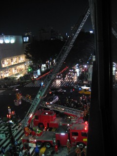 火事！_a0091095_1134350.jpg