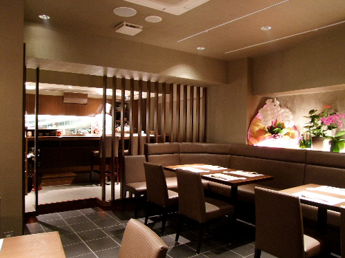 「新宿 鉄板焼き 櫻子のシャトーブリアン」_a0000029_0325732.jpg