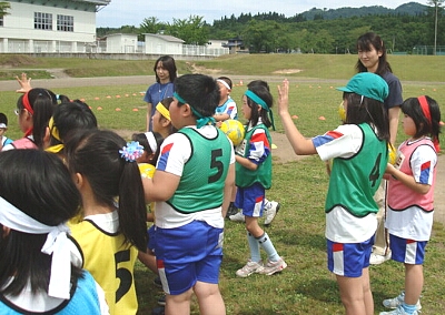 6月12日ゲストティーチャー ~刈和野小学校~_e0127003_2512679.jpg
