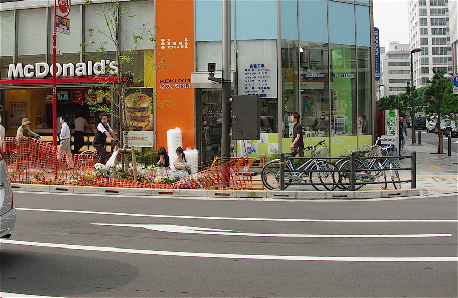 TOKYO CITY VOL2：　AKIBA_b0065730_1127469.jpg