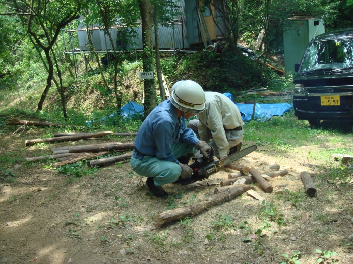 みさき里山クラブ定例活動日…パイプ小屋完成_c0108460_20244594.jpg