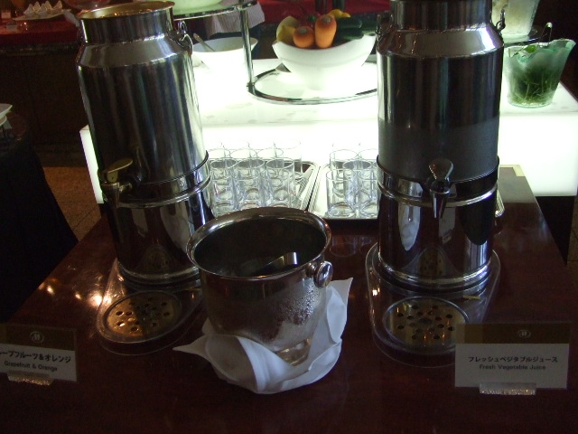 f0076001_1151178.jpg