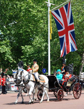  Trooping the Colour -トゥルーピング・ザ・カラー-_d0143417_14564136.jpg