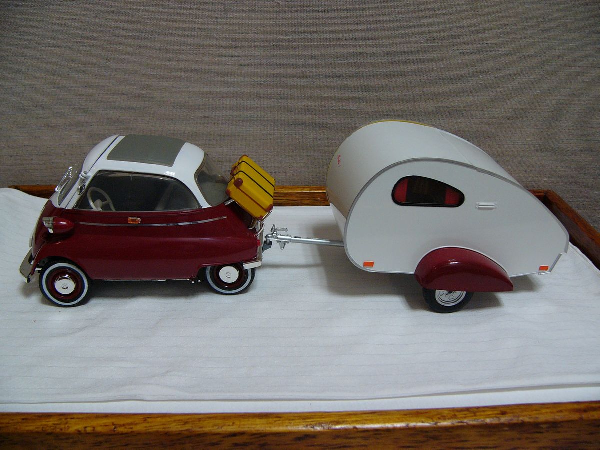 Isetta mit Wohnanhänger （イセッタとキャンピングカー）_a0022024_172618.jpg