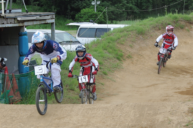 2008JOSF緑山６月定期戦VOL5：BMXエキスパートクラス予選_b0065730_21161899.jpg