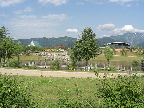 休日明けの八色の森公園の風_a0084753_1633267.jpg