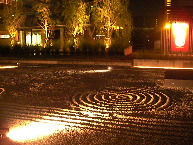 f0038407_8331772.jpg