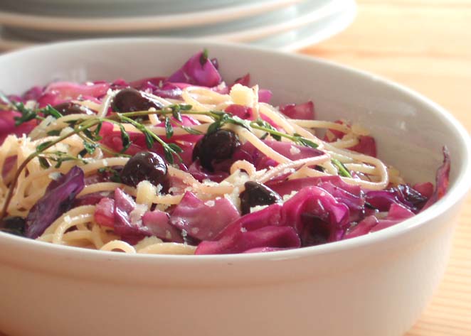 Pasta with Red cabbage and Vinegar_e0067538_12338.jpg