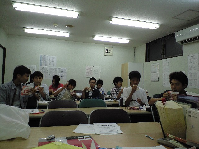 期末テスト直前対策講座終了↗1年生に雷を落とす↘_d0116009_7272631.jpg