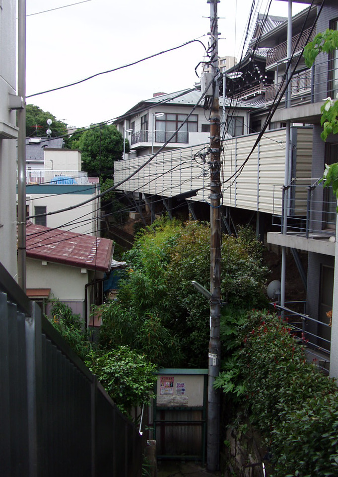 高輪の凸凹ラビリンスに遊ぶ～その２～東禅寺と『元』洞坂_f0159291_19483136.jpg