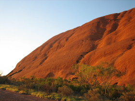 11/27 Uluruとの出会い（＆風の谷）_c0105474_0431483.jpg