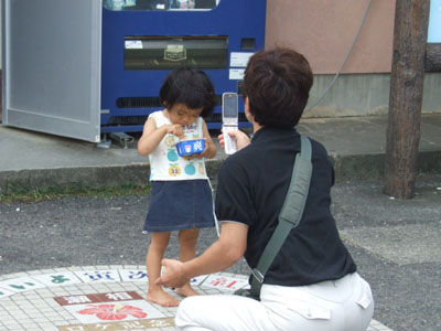 マシーのママとニイニイとジイジとバアバ_e0028387_2317052.jpg