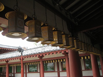 ディープな大阪・いざ、四天王寺へ！_b0143308_2281292.jpg