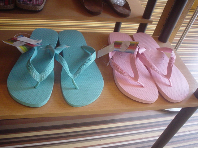 ★havaianasビーチサンダル★_b0112525_149277.jpg