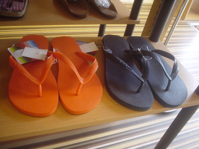 ★havaianasビーチサンダル★_b0112525_1493952.jpg