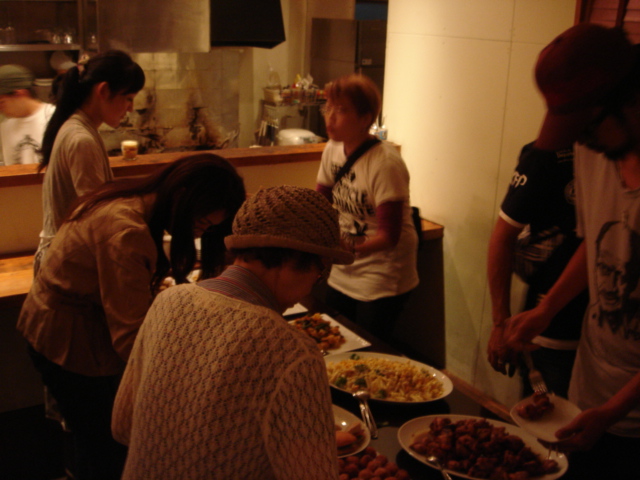 『カフェワイン、バーワイン』　reception party_c0154405_335530.jpg