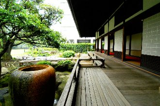 旧岩崎邸庭園パート４／和館・お茶とくつろぎの巻　（東京のたのしい）_f0109989_1584856.jpg