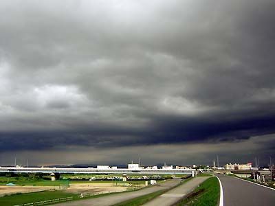 雨間をぬって_e0045113_16584945.jpg