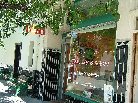 b0059565_11294675.jpg