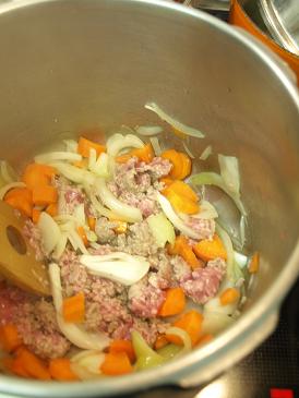 子どもと作るカレーライス&ヨーグルトゼリー♪_d0128268_1192226.jpg