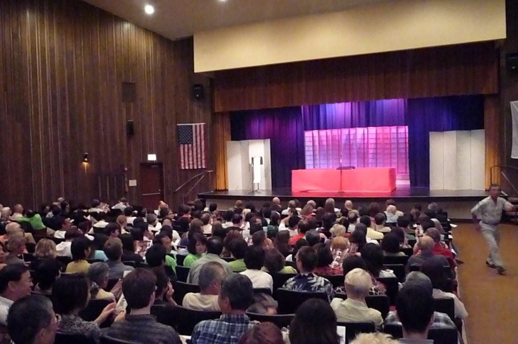 シカゴ繁昌亭大成功 落語家 嫁のちょっと言わせて シカゴ繁昌亭大成功 落語家 嫁のちょっと言わせて