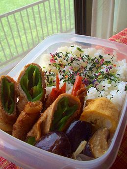 野菜肉巻き弁当_e0013727_6451351.jpg