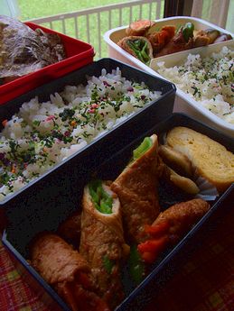 野菜肉巻き弁当_e0013727_6452882.jpg