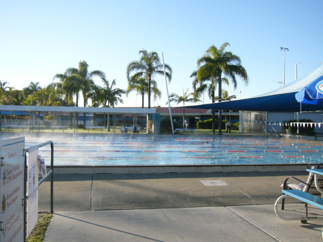 Miami Pool で朝練_e0057085_1043567.jpg