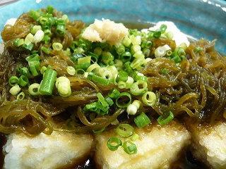 モズクの揚げだし豆腐_f0157910_14594195.jpg