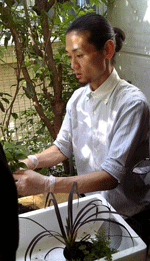 f0159844_0221219.gif
