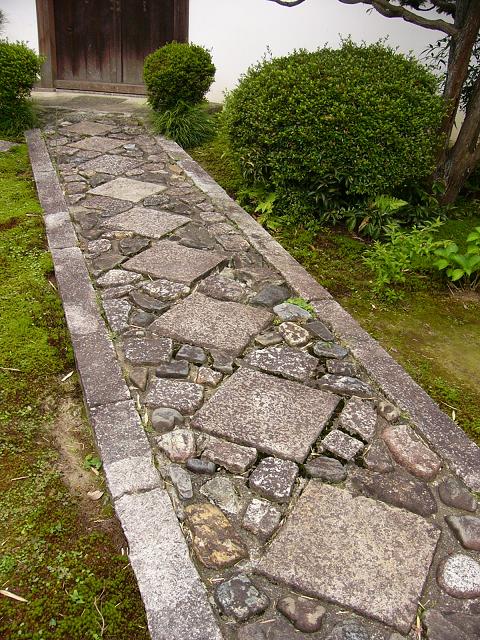 東福寺塔頭の芬陀院　京都の雪舟寺_b0063958_14443127.jpg