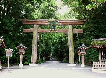 ■ 杉玉のルーツを探す旅に出てみた。 ［大神神社編］_f0173161_1513959.jpg