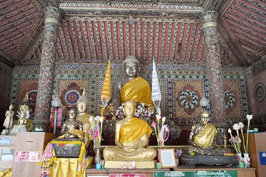 #022 ワット・プラ・ケーオ・ドーン・タオ(วัดพระแก้วดอนเต้าสุชาดาราม) 再訪_c0039685_205631100.jpg