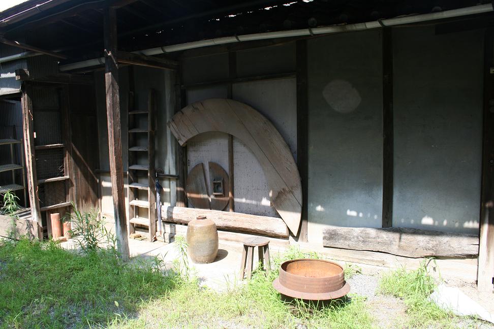深谷のまちづくり その2 七ッ梅 元酒造りの現場_a0107574_2273316.jpg