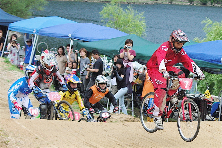 08Ｊシリーズ第２戦安芸高田市長杯/土師ダムVOL10：Men３０、G&Ｂ混合12クルーザー決勝_b0065730_1958797.jpg