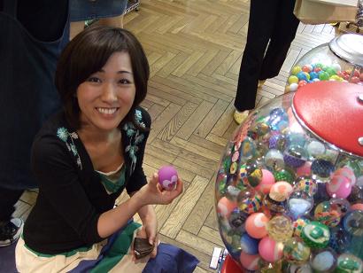 スーパーボールのガチャガチャ Ayakoishii Samasamaaroma