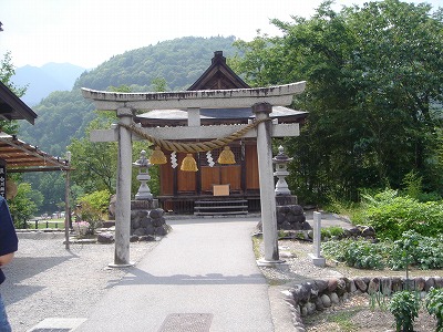 b0015885_12431250.jpg