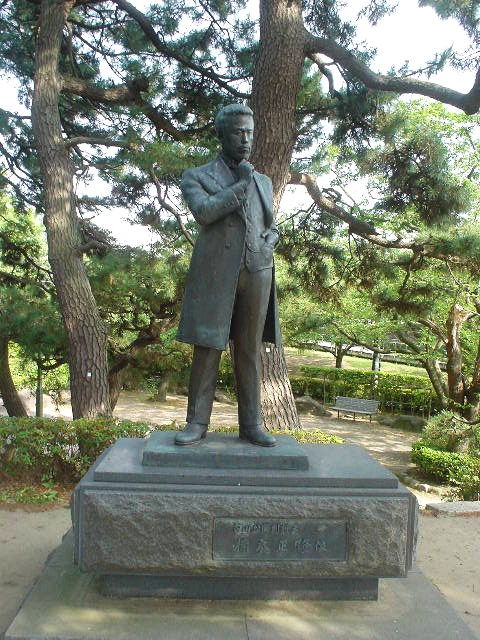 白山神社・白山公園めぐり・・・_d0039111_1135622.jpg