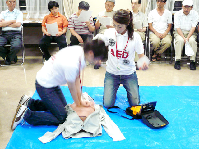 2008.06.25　大須商店街連盟・桜会　合同AED講習会_b0146633_9445949.jpg