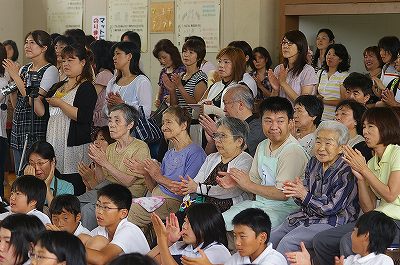 戸板小学校　うたごえ集会_b0114193_15102222.jpg