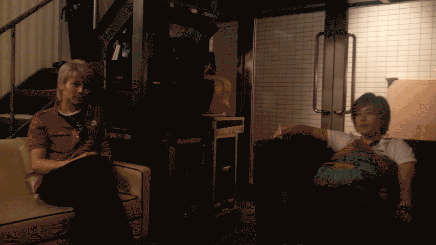 c0127670_1292953.gif